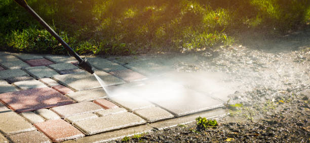 Best Patio and Deck Pressure Washing  in Tualatin, OR
